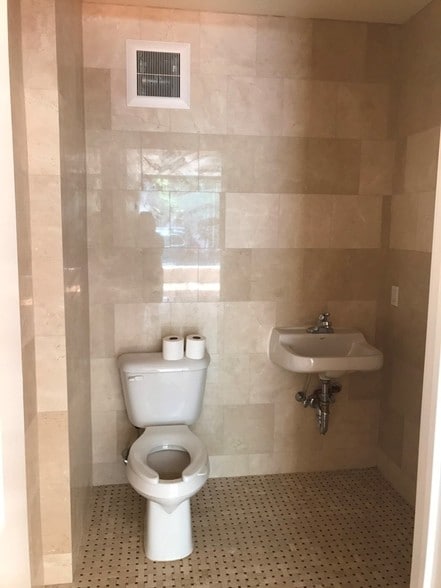 More Photos Of 236-240 Atlantic Ave, Brooklyn Apartments For Sale