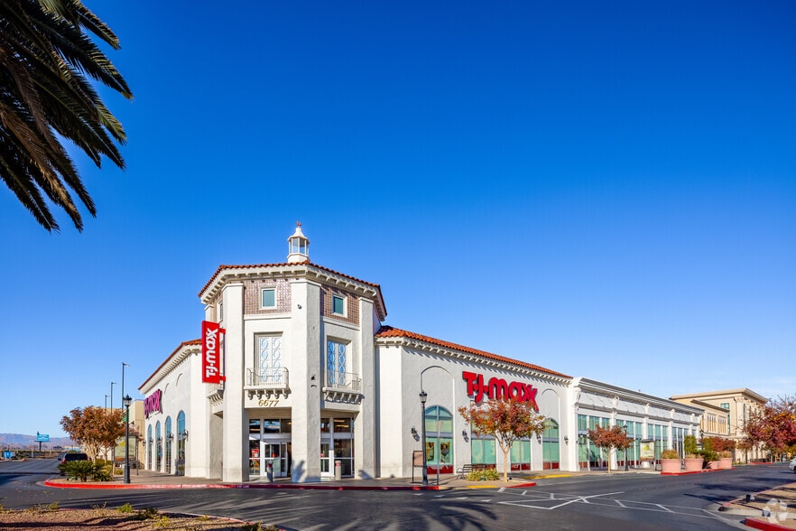 More Photos Of 6605 Las Vegas Blvd S, Las Vegas Unknown For Lease