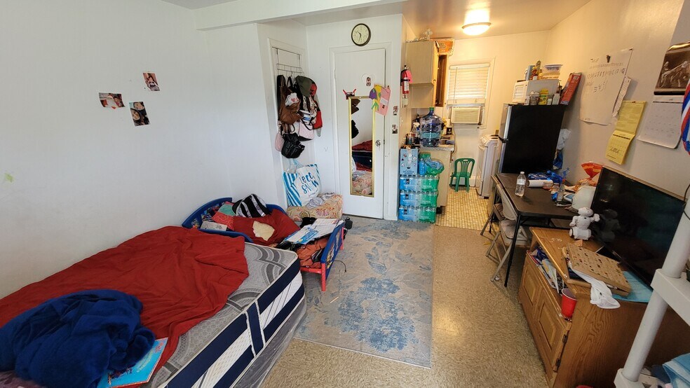 More Photos Of 520 Highway 33, Millstone Township Apartments For Sale