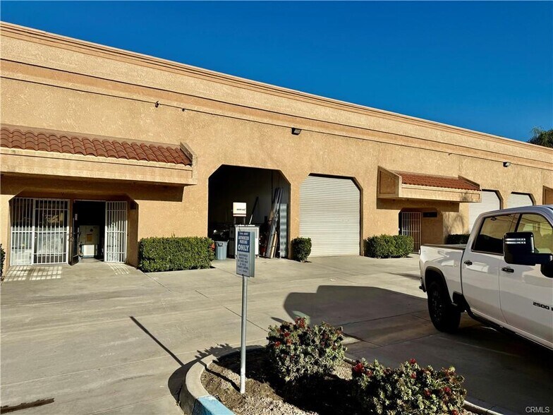 More Photos Of 478 N Scovell Ave, San Jacinto Warehouse For Sale