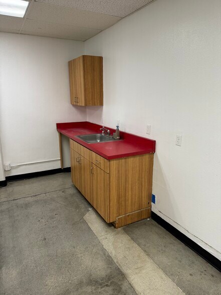 More Photos Of 7055-7103 Marcelle St, Paramount Manufacturing For Lease