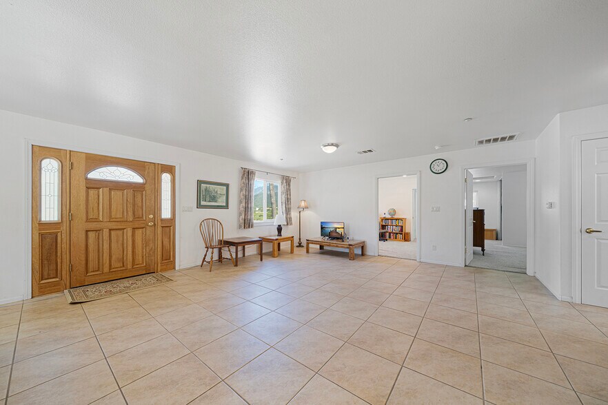 More Photos Of 1449 Lytle Creek Rd, Lytle Creek Flex For Sale
