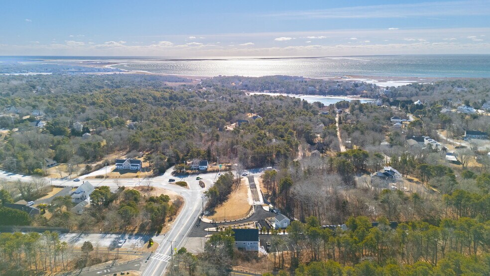 More Photos Of 31 Meetinghouse Rd, South Chatham Office For Sale