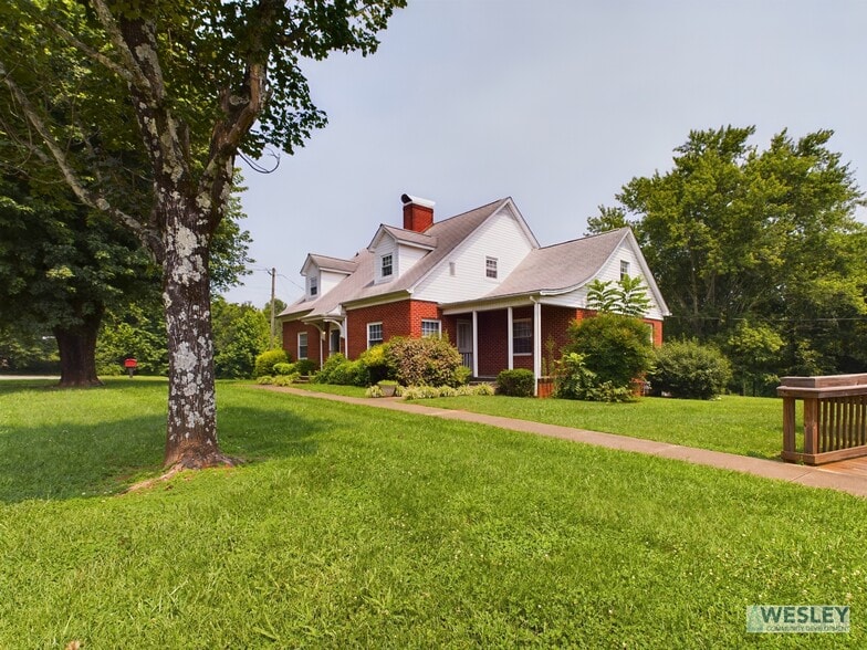 More Photos Of 1373 Delwood Dr SW, Lenoir Religious Facility For Sale