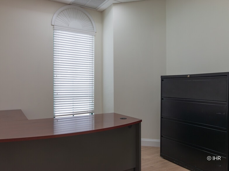 More Photos Of 15300 S Jog Rd, Delray Beach Medical For Sale