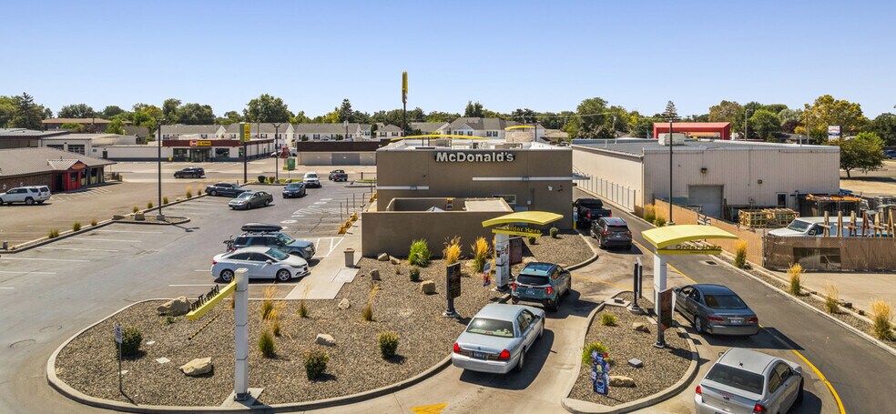 More Photos Of 209 1st Ave S, Nampa Fast Food For Sale