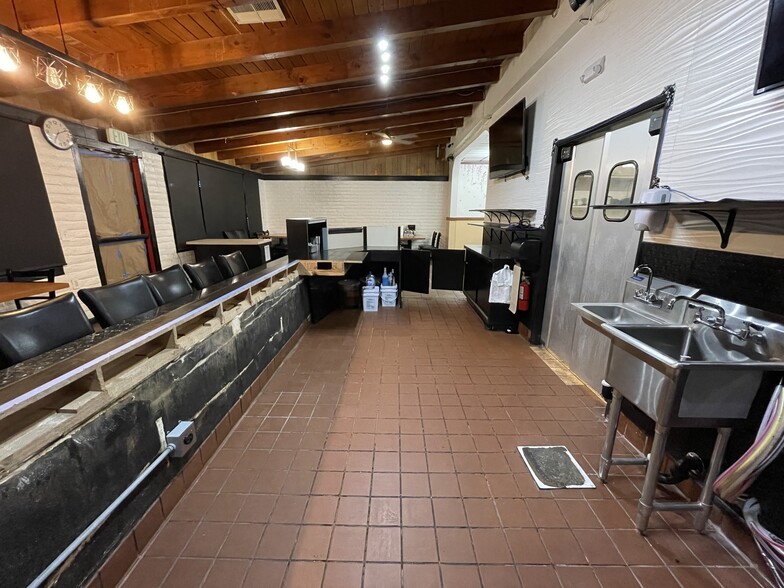 More Photos Of 5933-43 El Cajon Blvd, San Diego Storefront Retail Office For Sale