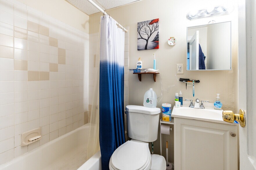 More Photos Of 4725 Chester Ave, Philadelphia Apartments For Sale