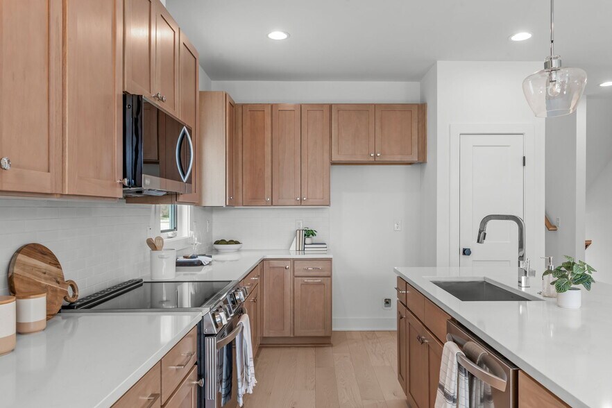 More Photos Of , Raleigh Multifamily For Sale