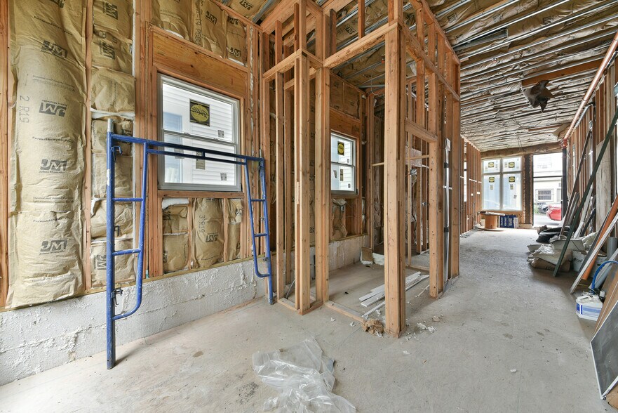 More Photos Of 1808 Frankford Ave, Philadelphia Storefront Retail Residential For Sale