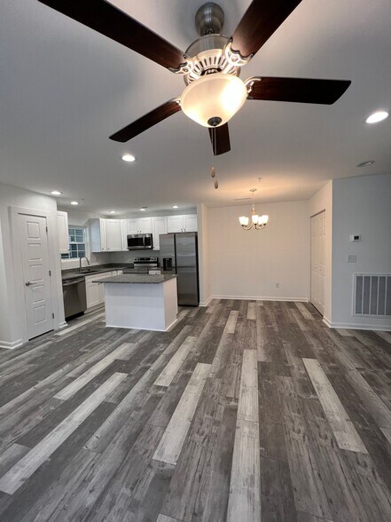 More Photos Of 191-199 Charter Dr, Longs Apartments For Sale