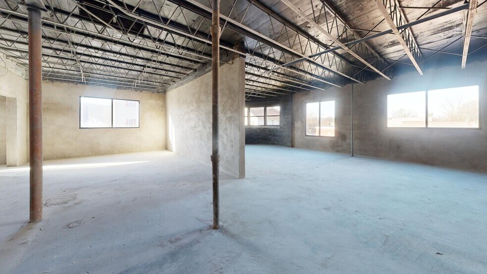 More Photos Of 750 Edison Ave, Sunbury Warehouse For Sale
