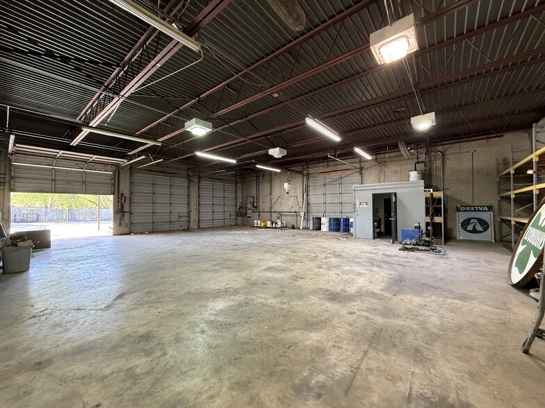More Photos Of 2700 James St, Denton Warehouse For Sale