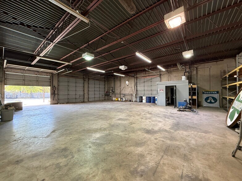 More Photos Of 2700 James St, Denton Industrial For Lease