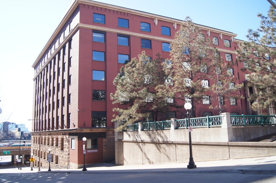 More Photos Of 160 Kellogg Blvd E, Saint Paul Office For Sale