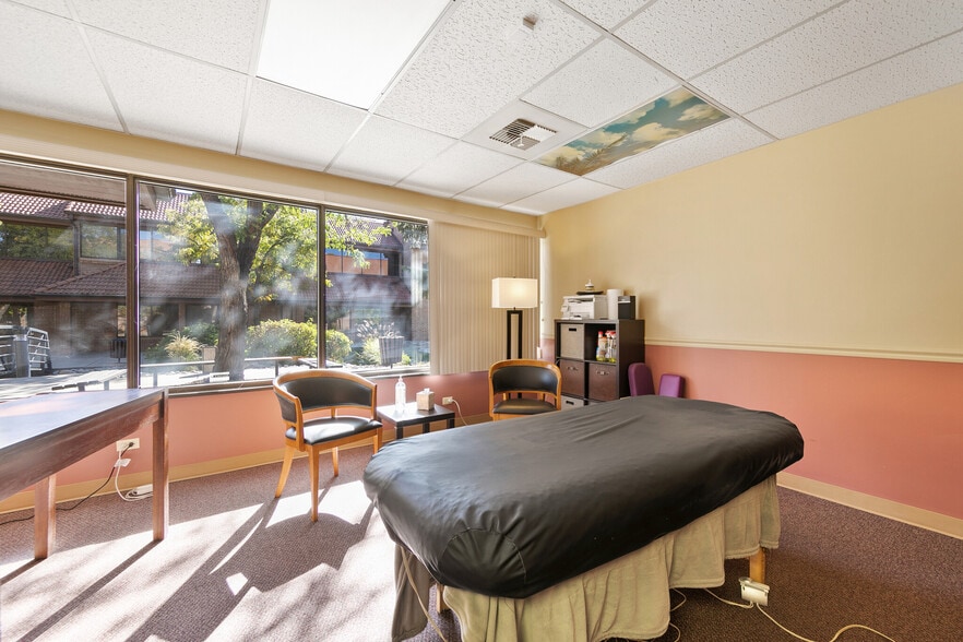 More Photos Of 11178 Huron St, Northglenn Office For Sale