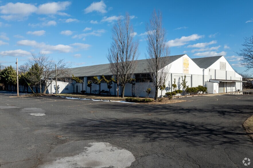 More Photos Of 500 Metuchen Rd, South Plainfield Warehouse For Sale