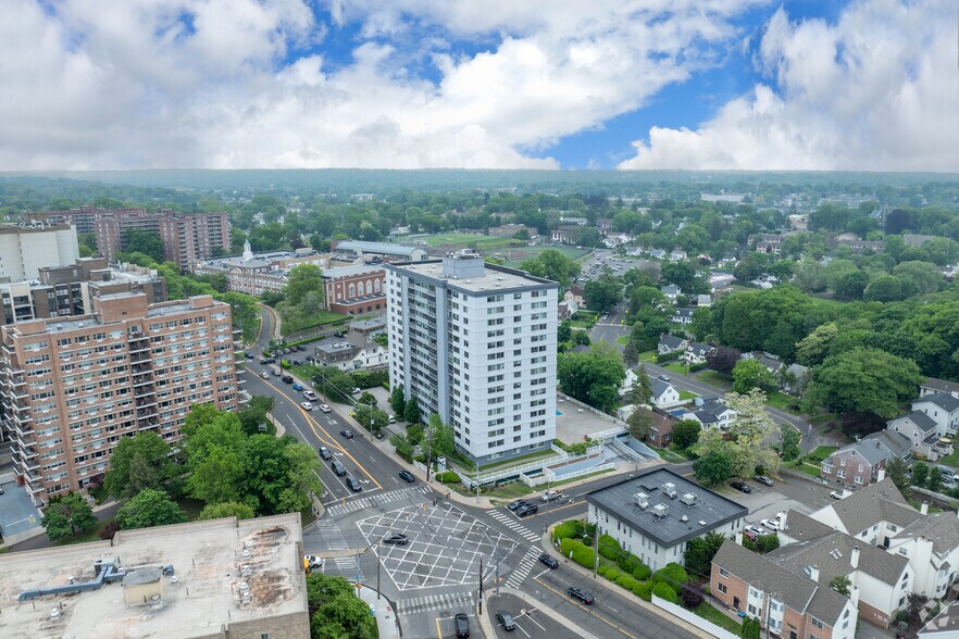 More Photos Of 1 Strawberry Hill Ave, Stamford Apartments For Lease