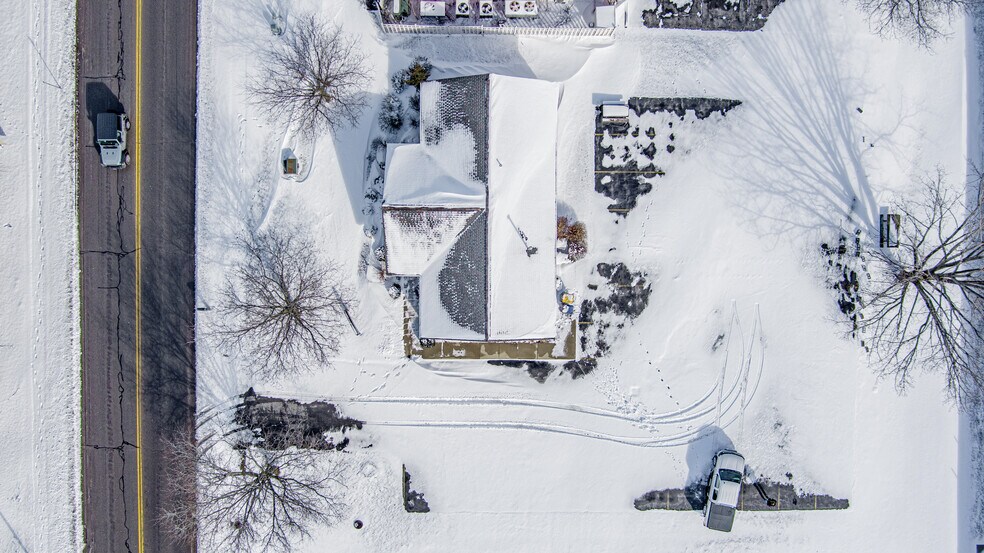 More Photos Of 822 Davison Rd, Lockport Coworking Space