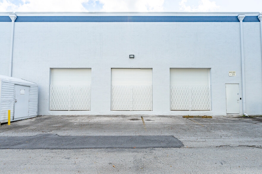 More Photos Of 6630 NW 16th Ter, Fort Lauderdale Warehouse For Sale