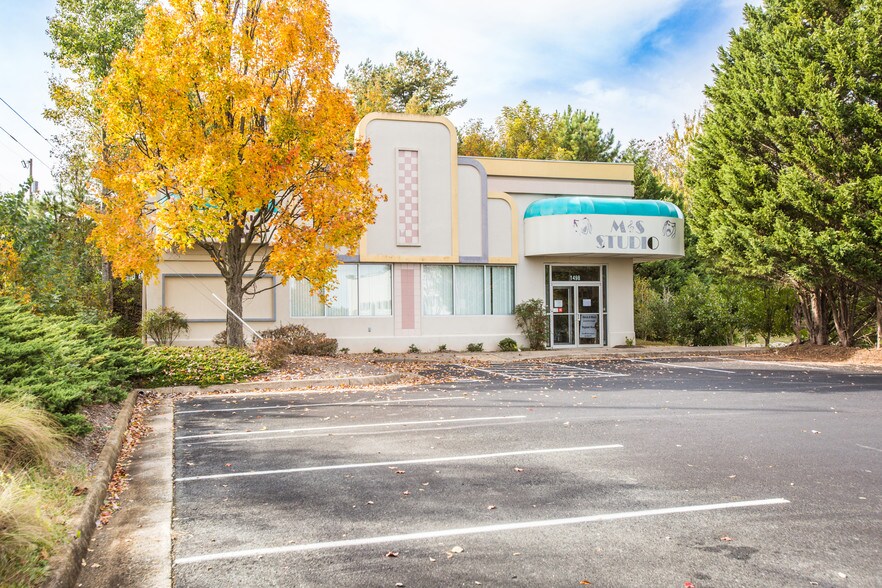 More Photos Of 1498 Central Park Blvd, Fredericksburg Freestanding For Sale