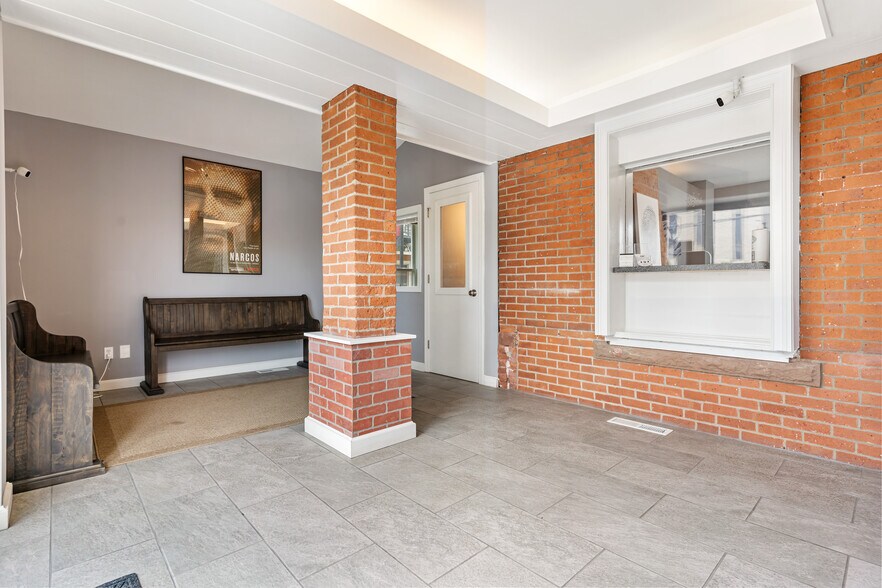 More Photos Of 285 Congress St, Bridgeport Office For Sale