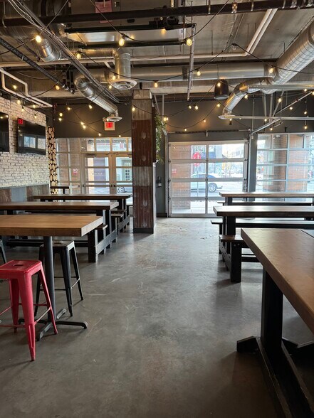 More Photos Of 2922 Aldrich Ave S, Minneapolis Apartments For Lease
