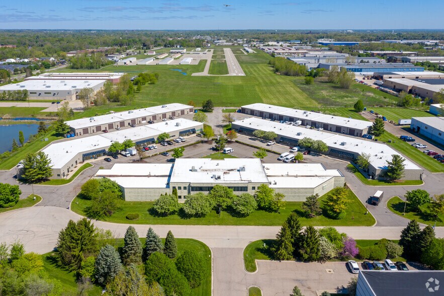 More Photos Of 42040 Koppernick Rd, Canton Warehouse For Lease