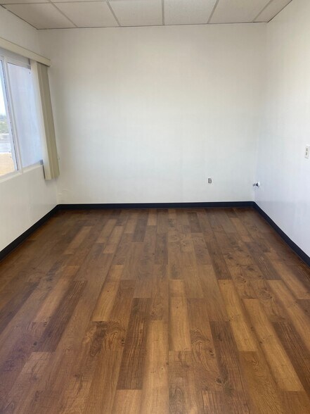 More Photos Of 8221 3rd St, Downey Medical For Lease