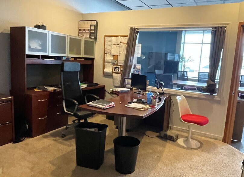 More Photos Of 6042 Seaview Ave NW, Seattle Apartments For Sale