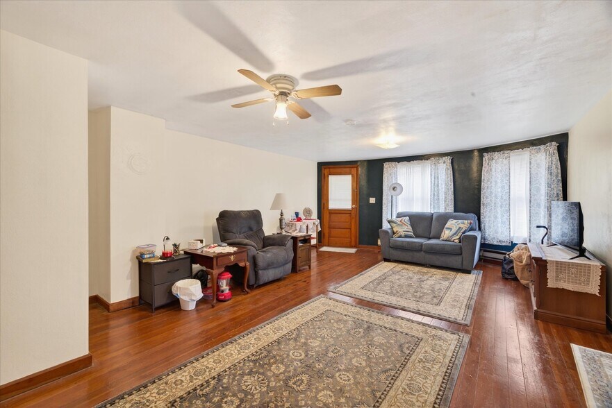More Photos Of , Spencer Specialty For Sale