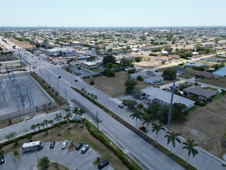 More Photos Of 1510 SW Santa Barbara Blvd, Cape Coral Medical For Lease