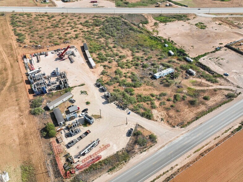 More Photos Of 4400 E County Road 120, Midland Land For Sale