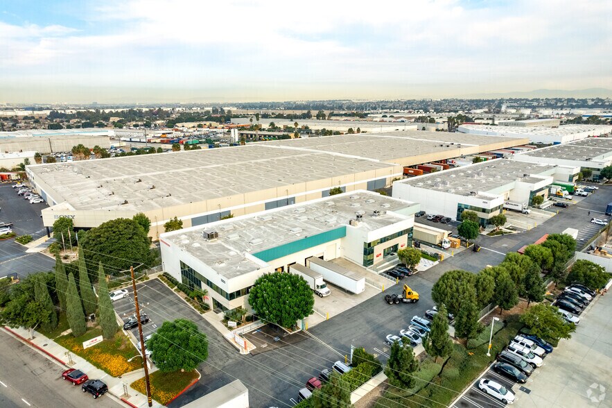 Primary Photo Of 2205 E Carson St, Carson Manufacturing For Lease