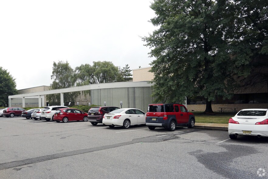 More Photos Of 1 S Middlesex Ave, Monroe Township Gloucester Warehouse For Lease