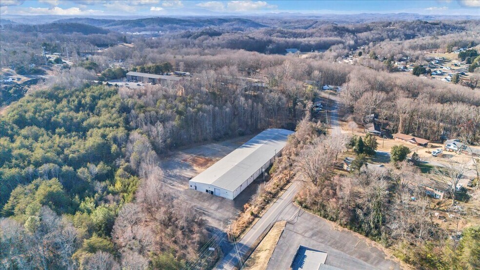 More Photos Of 81 5th Ave, Collinsville Manufacturing For Sale