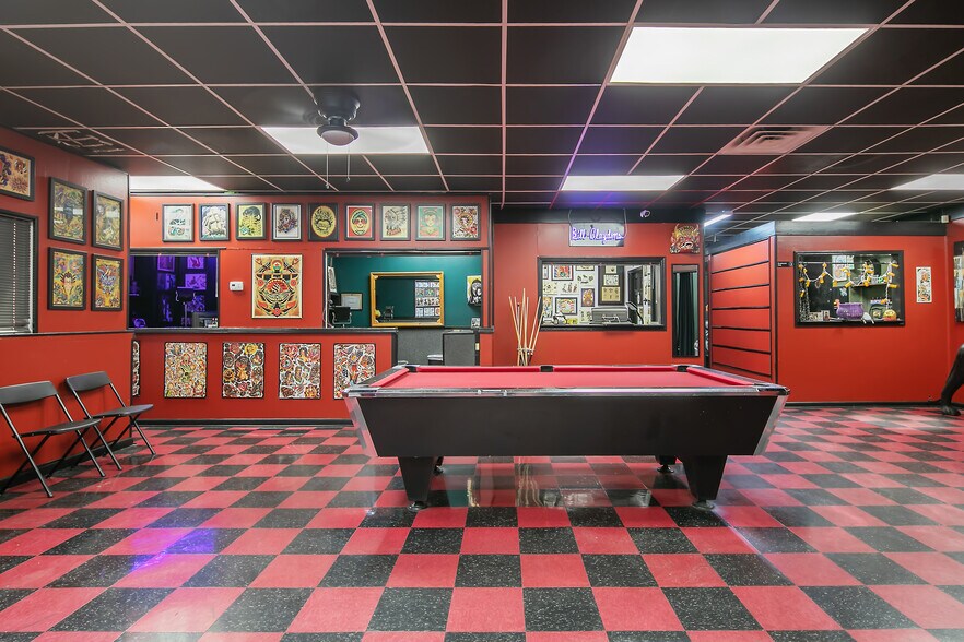 More Photos Of 5955 Yadkin Rd, Fayetteville Freestanding For Sale