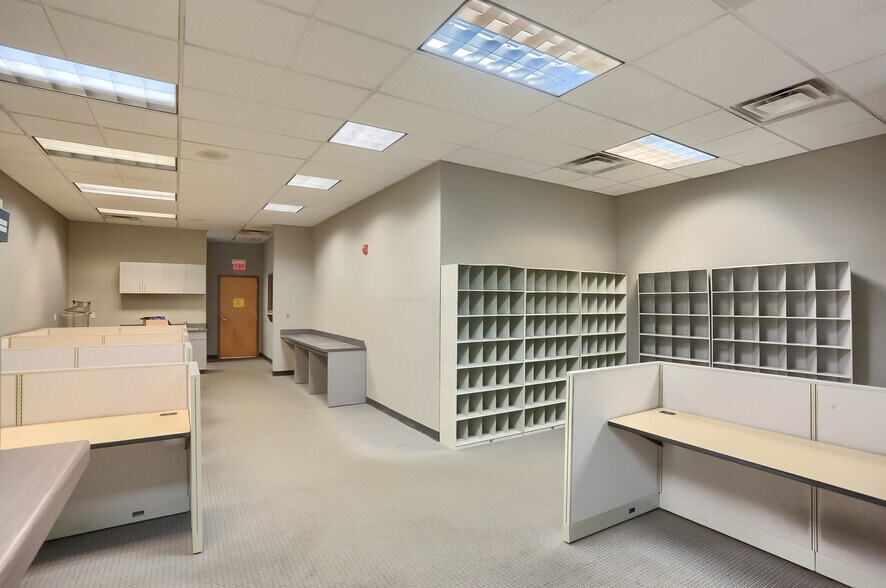 More Photos Of 3 Superior Way, Uniontown Auto Dealership For Sale