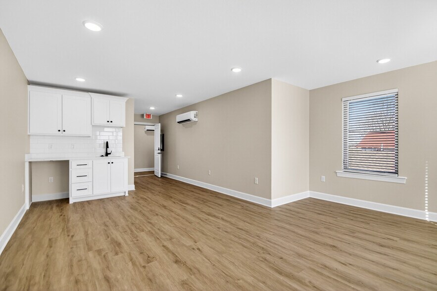 More Photos Of 808 Olive St, North Little Rock Office For Lease