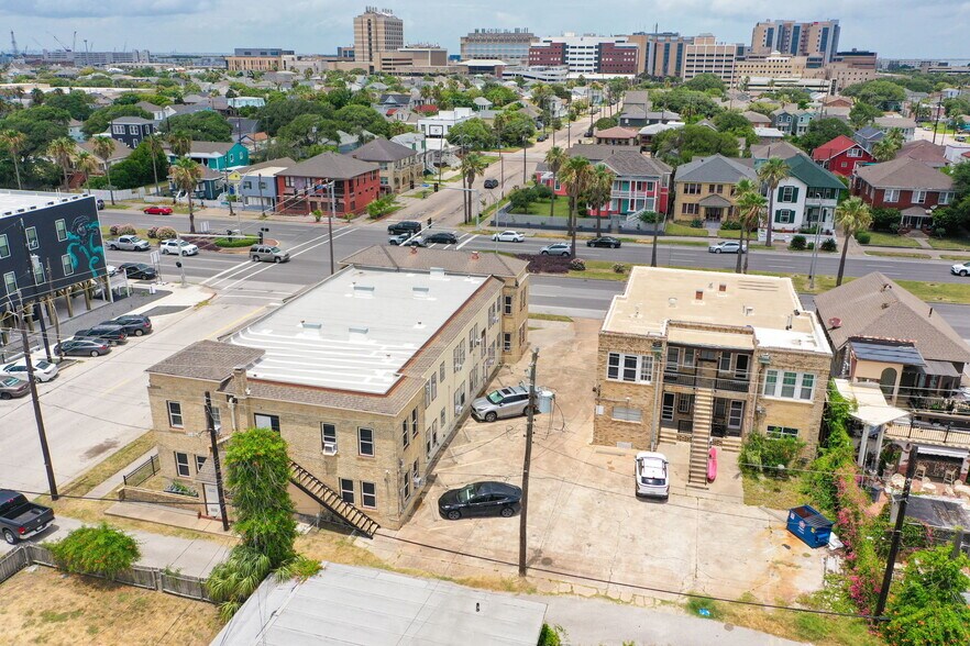 More Photos Of 717 Broadway St, Galveston Apartments For Sale