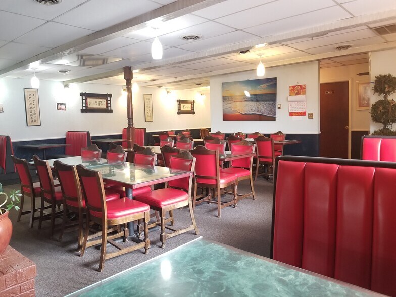 More Photos Of 1105 26th Ave, Greeley Restaurant For Sale