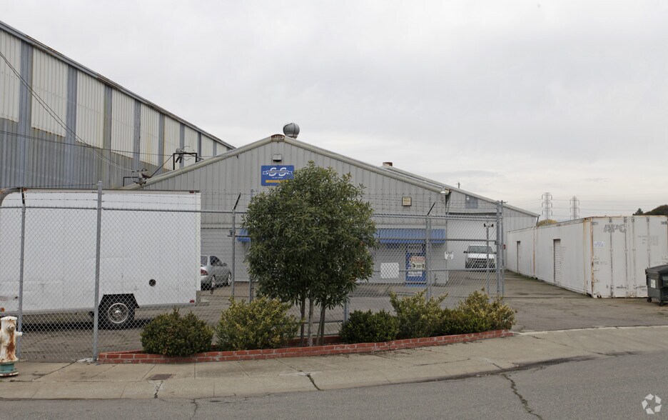 More Photos Of 496 Hester St, San Leandro Warehouse For Lease
