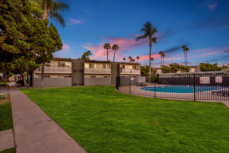 More Photos Of 848 N Mollison Ave, El Cajon Apartments For Sale