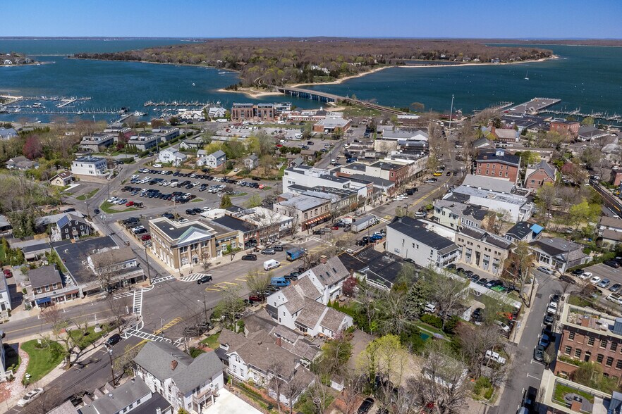More Photos Of 117 Main St, Sag Harbor Storefront Retail Residential For Sale