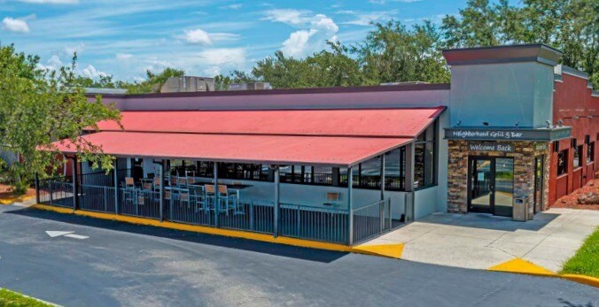 More Photos Of 3255 University Pky, Sarasota Restaurant For Sale