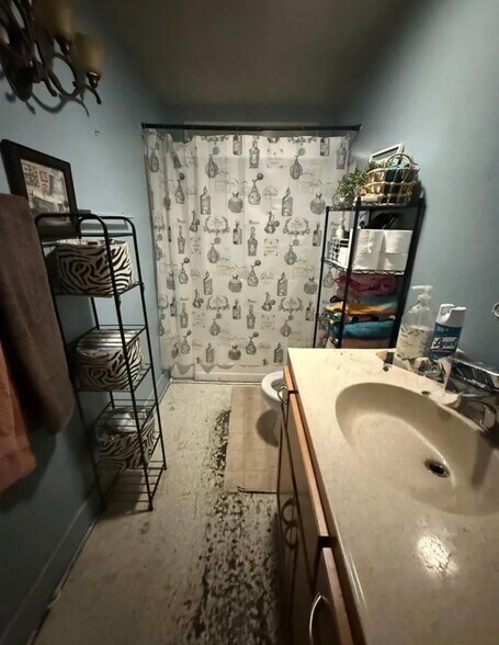 More Photos Of 599 N School St, Braidwood Apartments For Sale