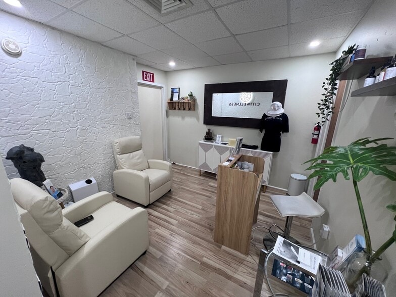 More Photos Of 2300 Pennsylvania Ave, Wilmington Medical For Sale