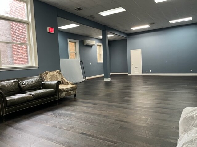 More Photos Of 11 Stewart Ave, Huntington Medical For Lease