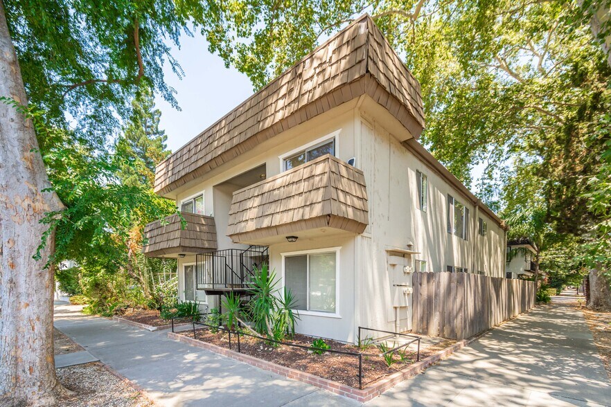 More Photos Of 1829 H St, Sacramento Apartments For Sale