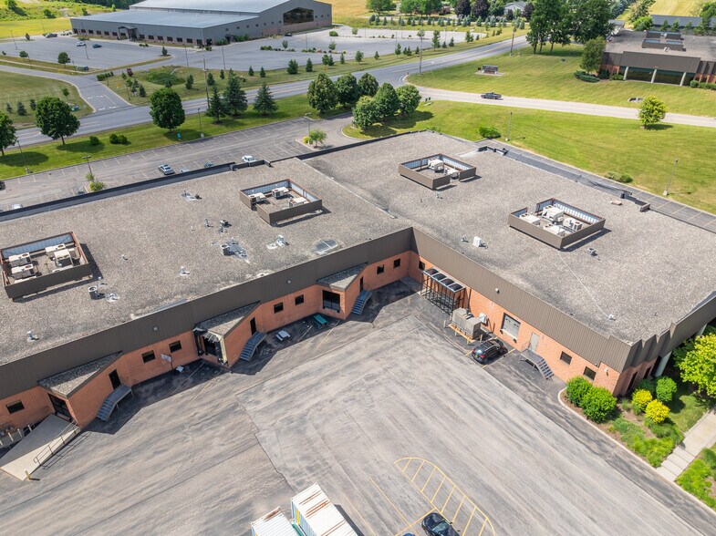 More Photos Of 7615 Omnitech Pl, Victor Showroom For Lease